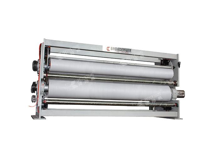 水刺無紡布燙光機(jī) http://m.congsong.cn/uploadfiles/211.149.255.8/webid1945/source_water/202202/164596795629.jpg