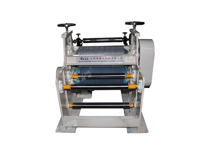 箔片壓紋機(jī) http://m.congsong.cn/uploadfiles/211.149.255.8/webid1945/source_water/202202/164596991616.jpg